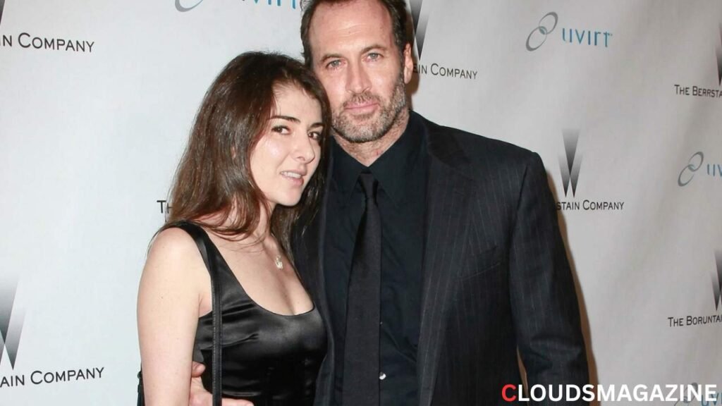 How Vera Davich Met Scott Patterson