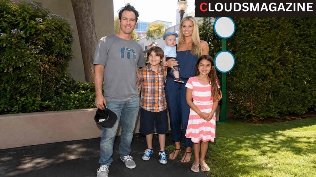 Michael Charles Gosselaar Siblings and Family