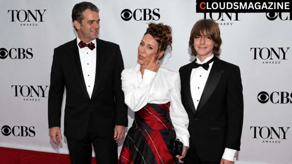 Will Theron Roth parent Laurie Metcalf and Matt Roth